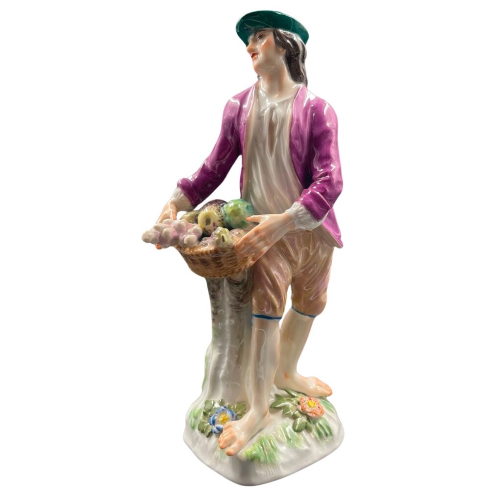Manifattura di Meissen, ortolano con cesta di ortaggi