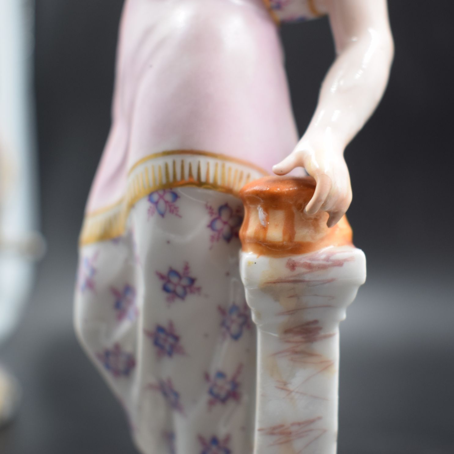 Meissen – Serie di quattro allegorie dei Vizi Capitali Gola, Invidia, Orgoglio e Collera - immagine 10