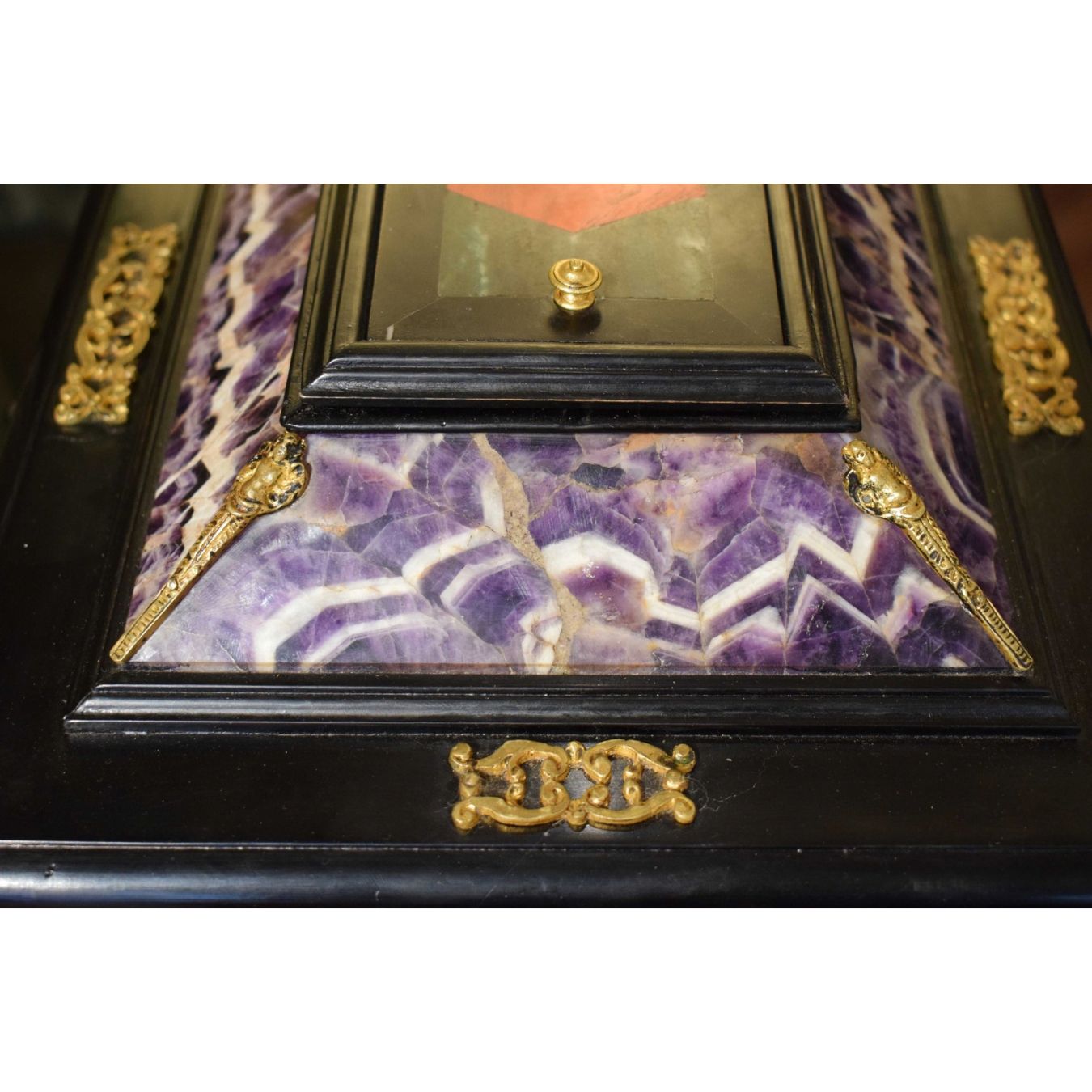 Stipo cofanetto in pietre dure policrome e bronzi dorati, XIX secolo - immagine 7